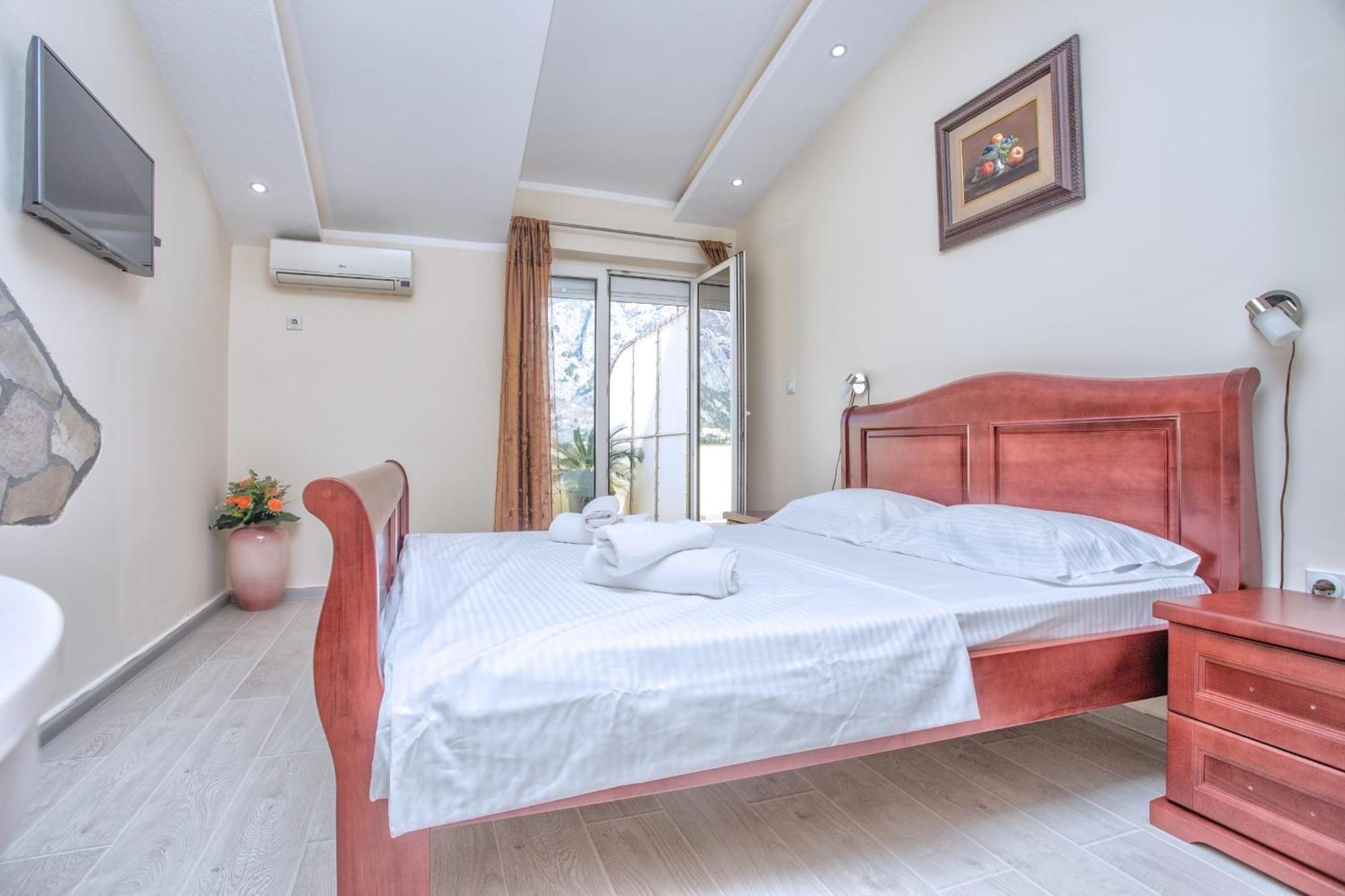 Apartments Bella Vista Kotor Phòng bức ảnh